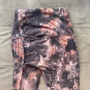 lululemon athletica Tie-Dye Leggings - Black and Pink